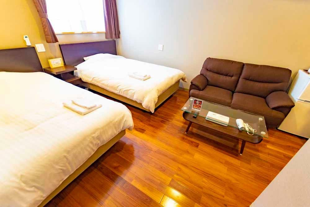 Beach Resort Hotel Kalakaua Онна Экстерьер фото