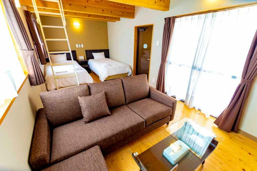 Beach Resort Hotel Kalakaua Онна Экстерьер фото